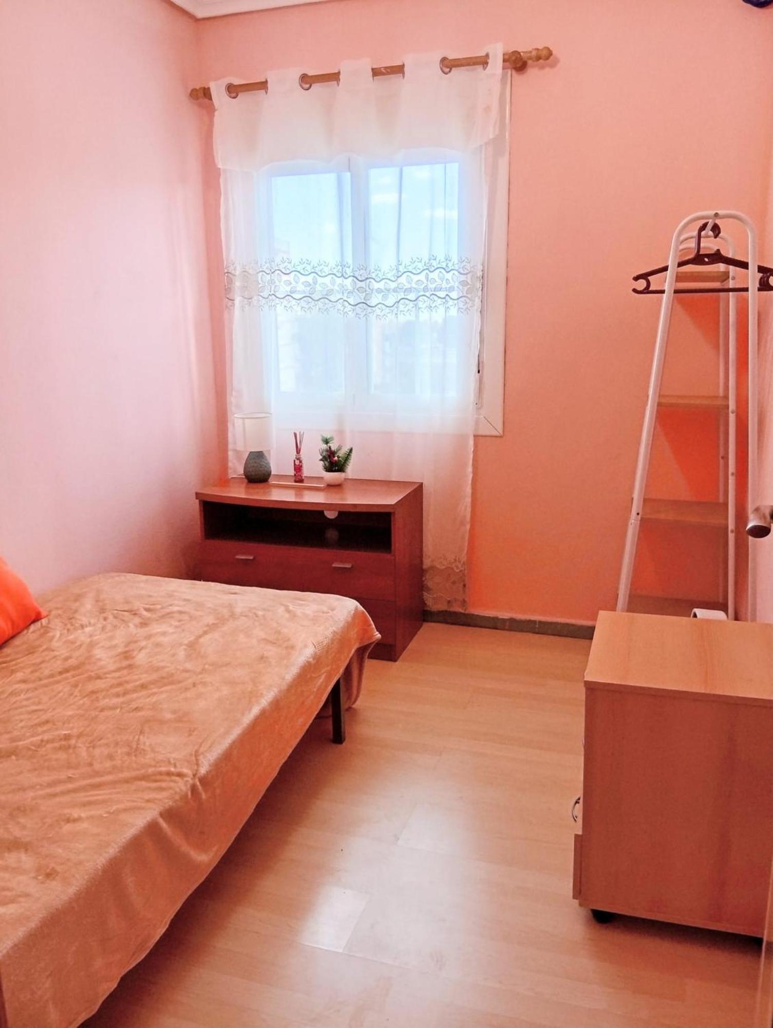 La Casa De Luda Homestay *